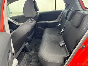 Toyota Yaris 1.3 Benzin - 9