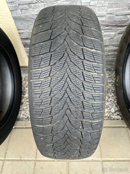 235/60 R17 106H XL zimné NEXEN - 9