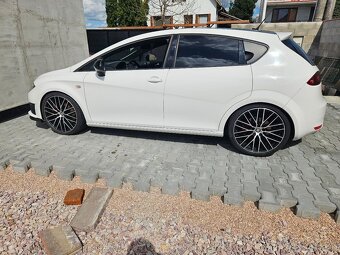 Seat Leon Cupra R310 White Edition - 9