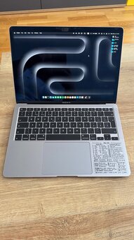 MacBook Air 13” (2020) Intel i7, 16GB RAM, 512 SSD - 9