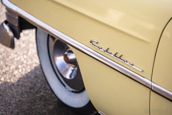 Cadillac Coupé DeVille - 9