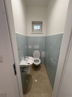 Na prenájom zariadený 3-izb.byt, Nitra, centrum - 9