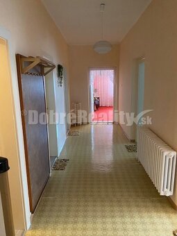 PREDAJ : Rodinný dom Zlaté Moravce - 9