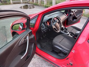 Opel Astra J 1,6 benzín 85 kw - 9