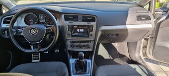 Volkswagen Golf VII 1.2 TSI Comfortline BlueMotion Tech - 9