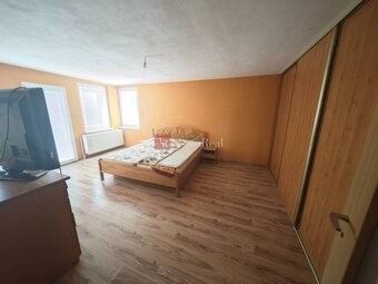 PREDAJ: DOM (CHALUPA) Sielnica, zastavaná plocha 400m2 vráta - 9