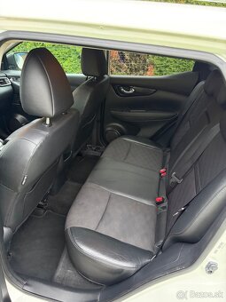 Nissan Qashqai 1.2 - 9