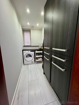 Predám kompletne zariadený 3 izbový byt v centre mesta - 9