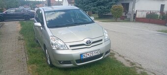 Predám toyota Corolla Verso 2.0d.85kw - 9