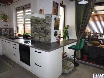 V. ŠARIŠ: Jednopod. RD + obytné podkrovie, pozemok 760 m2- v - 9