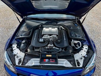 Mercedes C63S AMG Coupe Full výbava - 9