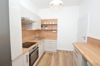 Predaj 3i samostatne stojací RD, 280 m2 pozemok, Rajka - 9