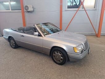 Mercedes E320 kabrio - 9