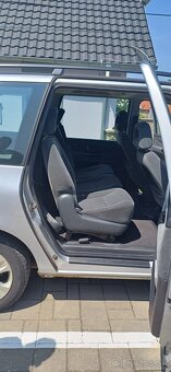 Ford Galaxy - 9