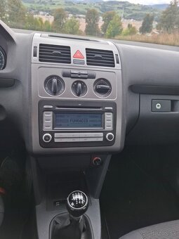 Vw Touran 1.9 - 9