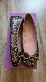 sluchadla,power banka, herna konzola,giftbox,walkera,walkma - 9