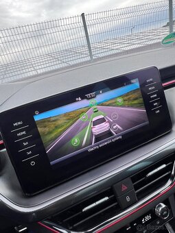 ŠKODA SCALA 1.6TDI MONTE CARLO PANORÁMA/108.000KM/VIRTUAL - 9