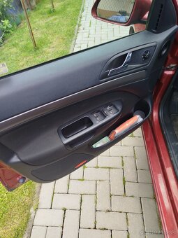 Predám Škoda Octavia 1.9 tdi 77kw diesel - 9