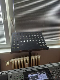 Predám Klávesy Yamaha psr- S770 - 9