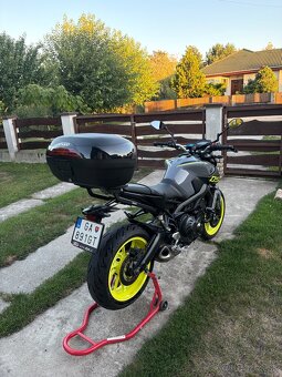 Yamaha MT09 2016 - 9