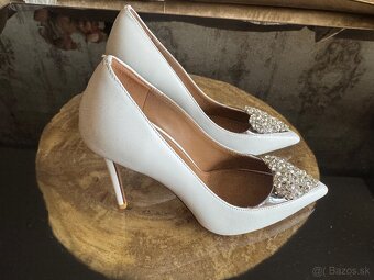 Luxusné kožené lodičky Aquazzura - 9