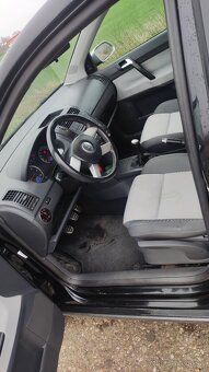 Predám VW Polo cross 1.4TDI - 9