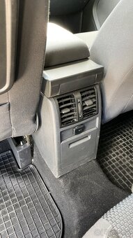 VOLKSWAGEN TOURAN - NA PREDAJ / NA SPLÁTK - 9