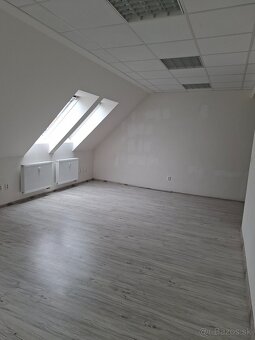 kancelárie v centre mesta - 9