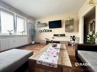 ZNÍŽENÁ CENA - novo-rekonštruovaný 3i byt - 9