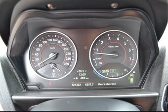 BMW 1M 135i xDrive performance Akrapovič - 9