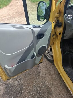 Opel vivaro - 9