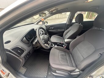 Kia Rio - 9