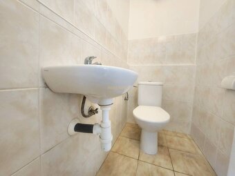 ASSENZIO - PRENÁJOM - NEBYTOVÝ PRIESTOR - 186 M² - VYSOKÁ- S - 9