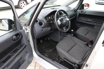 Mitsubishi Colt 1,3 i 70 kW - 9