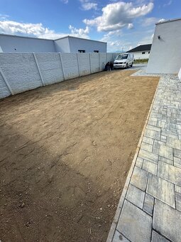Ponúkame výkopové a zemné práce Autodoprava - 9