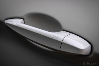 BMW X5 xDrive40d A/T, 230 kW - 9