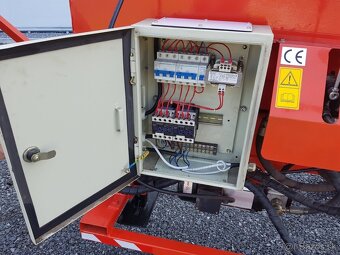 Štiepačka dreva,poloautomat multiforest 7T - 9