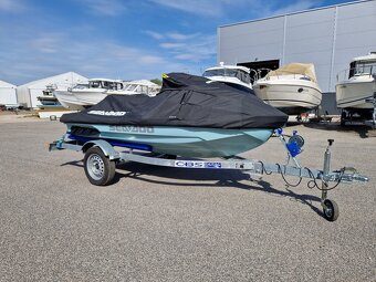 Sea-Doo Wake PRO 230 s vozíkom - 9