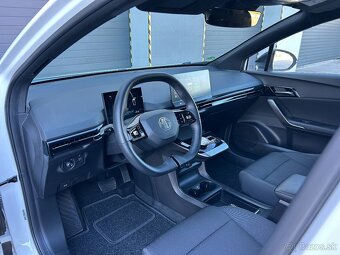 MG4 Hatchback 150kw - 9