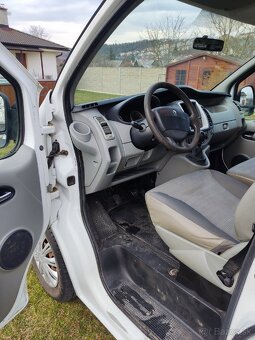 Renault Trafic 2,0 dci 2011 9 miestny, klíma - 9
