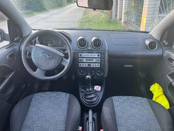 Ford fiesta 1.4TDCI - 9