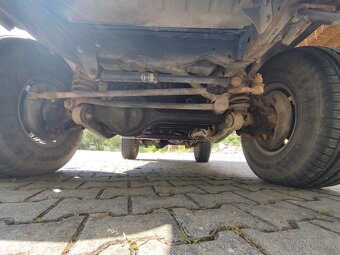 Toyota Land cruiser 70 - 9