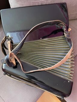 HARMONIKA - 9