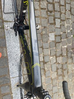 Ultra ľachký Cestný bicykel Fuji SL One.5 veľkosť S - 9