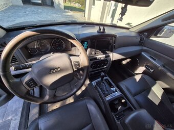 Jeep Grand Cherokee - 9