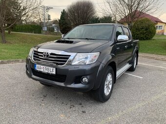 Toyota Hilux 3.0 D-4D 126 Kw A/T 5 4x4 - 9