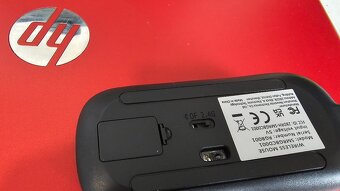 Predám notebook HP Pavilion 15,6". - 9