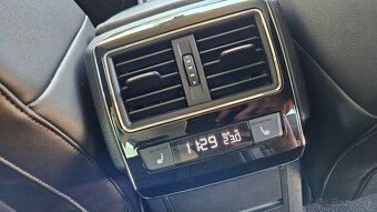 Škoda Superb Combi 2.0 TDI SCR L K DSG - 9