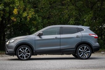 Nissan Qashqai 1.5 dCi / AJ NA SPLÁTKY / - 9