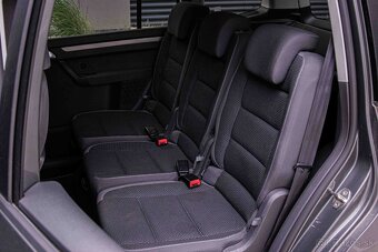 Volkswagen Touran 1.6 TDI Trendline - 9